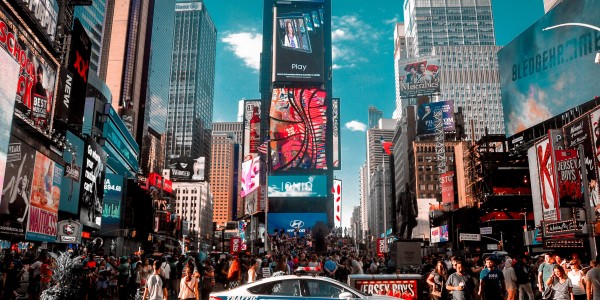 victor he tHdONyz W9Y unsplash